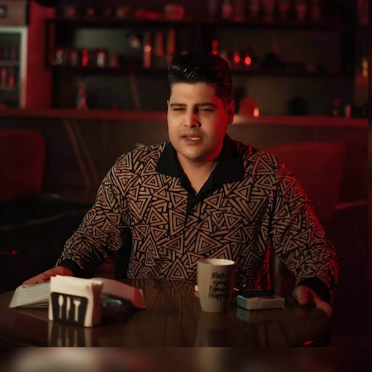 دانلود آهنگ جدید امیر حافظ رنجبر به نام میرم