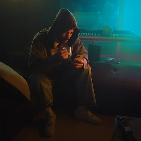 دانلود آهنگ جدید مهراد جم به نام به سلامت